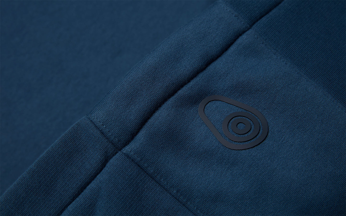 BOWMAN LOGO HOOD