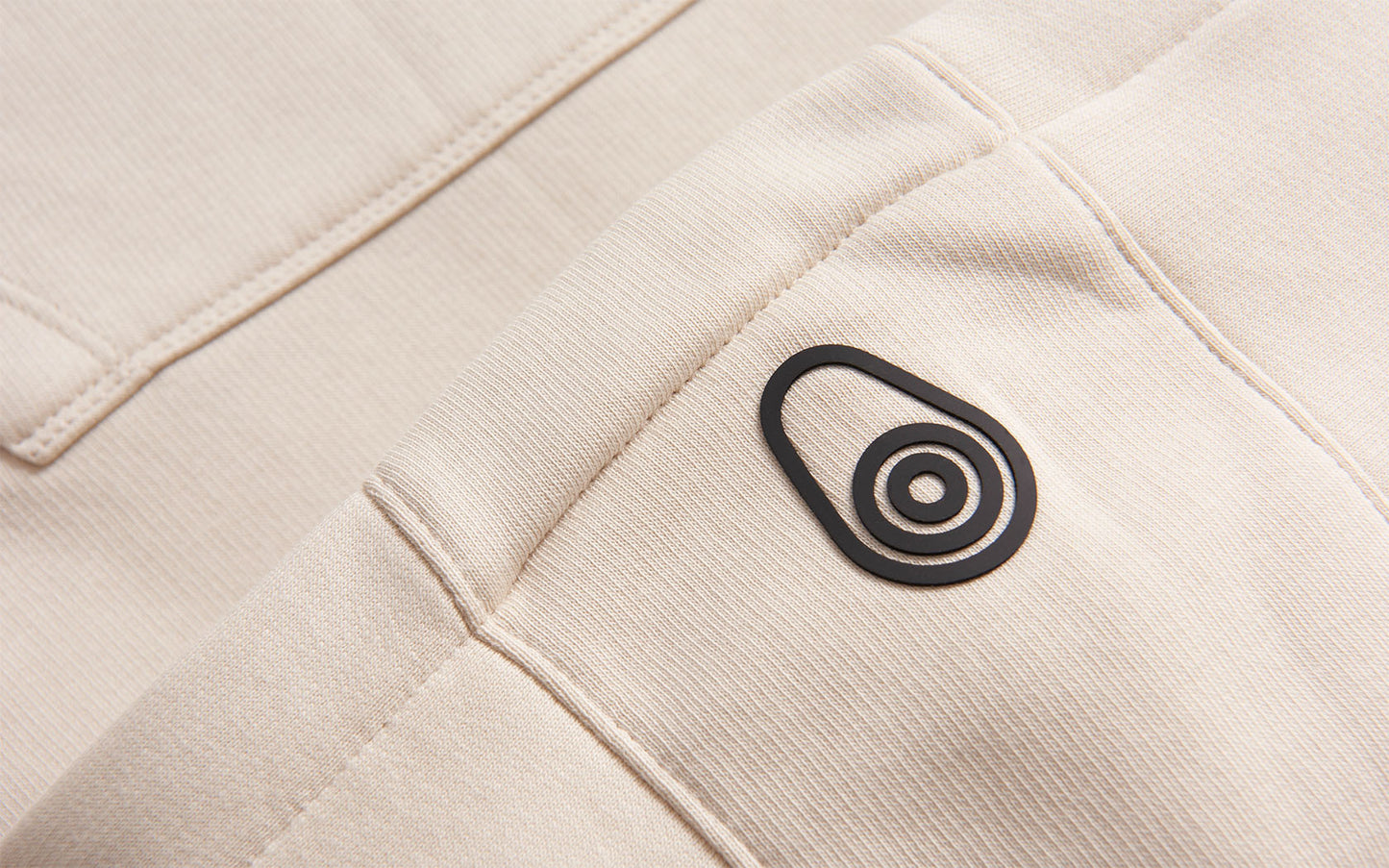 W GALE LOGO HOOD