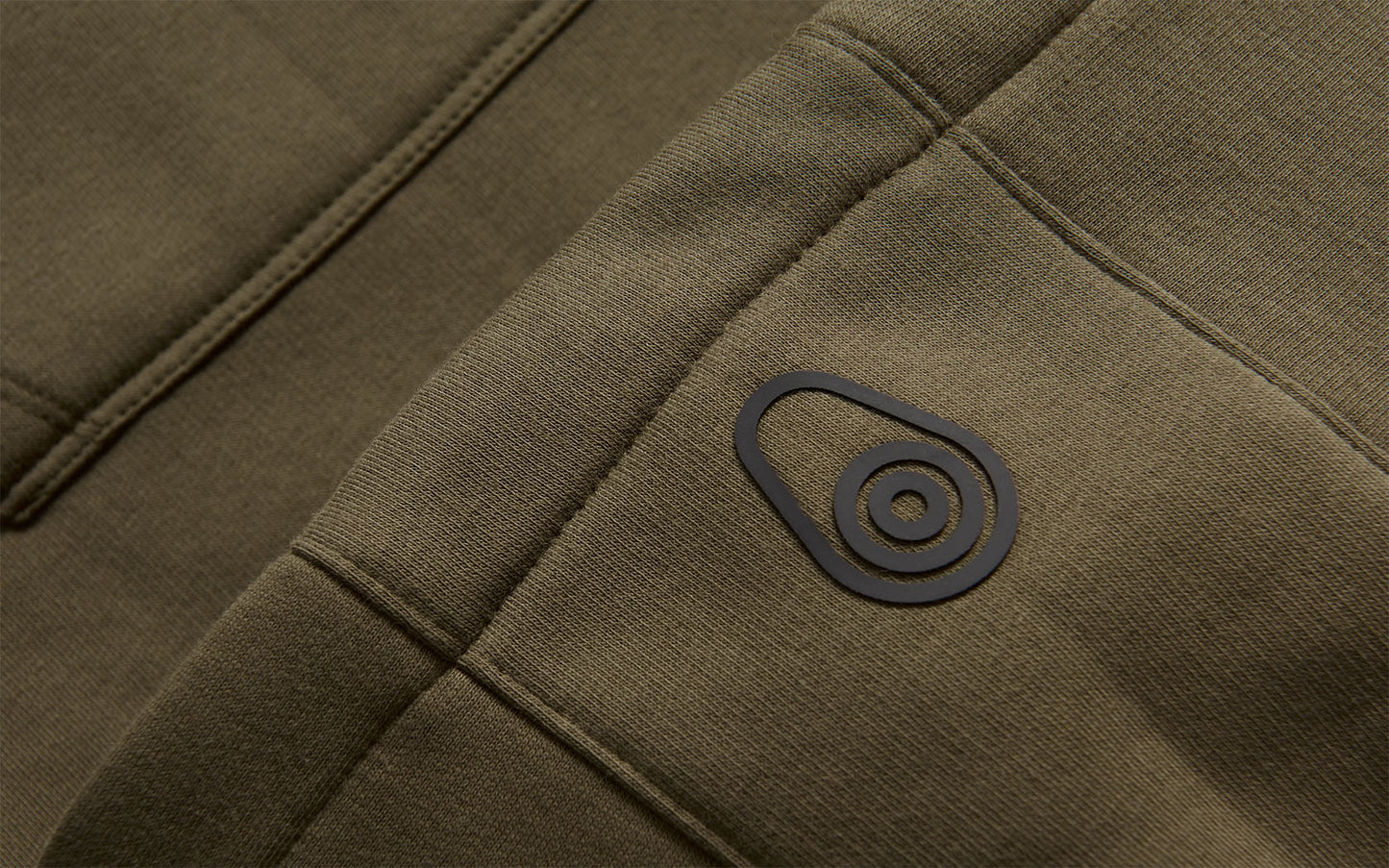 W GALE LOGO HOOD