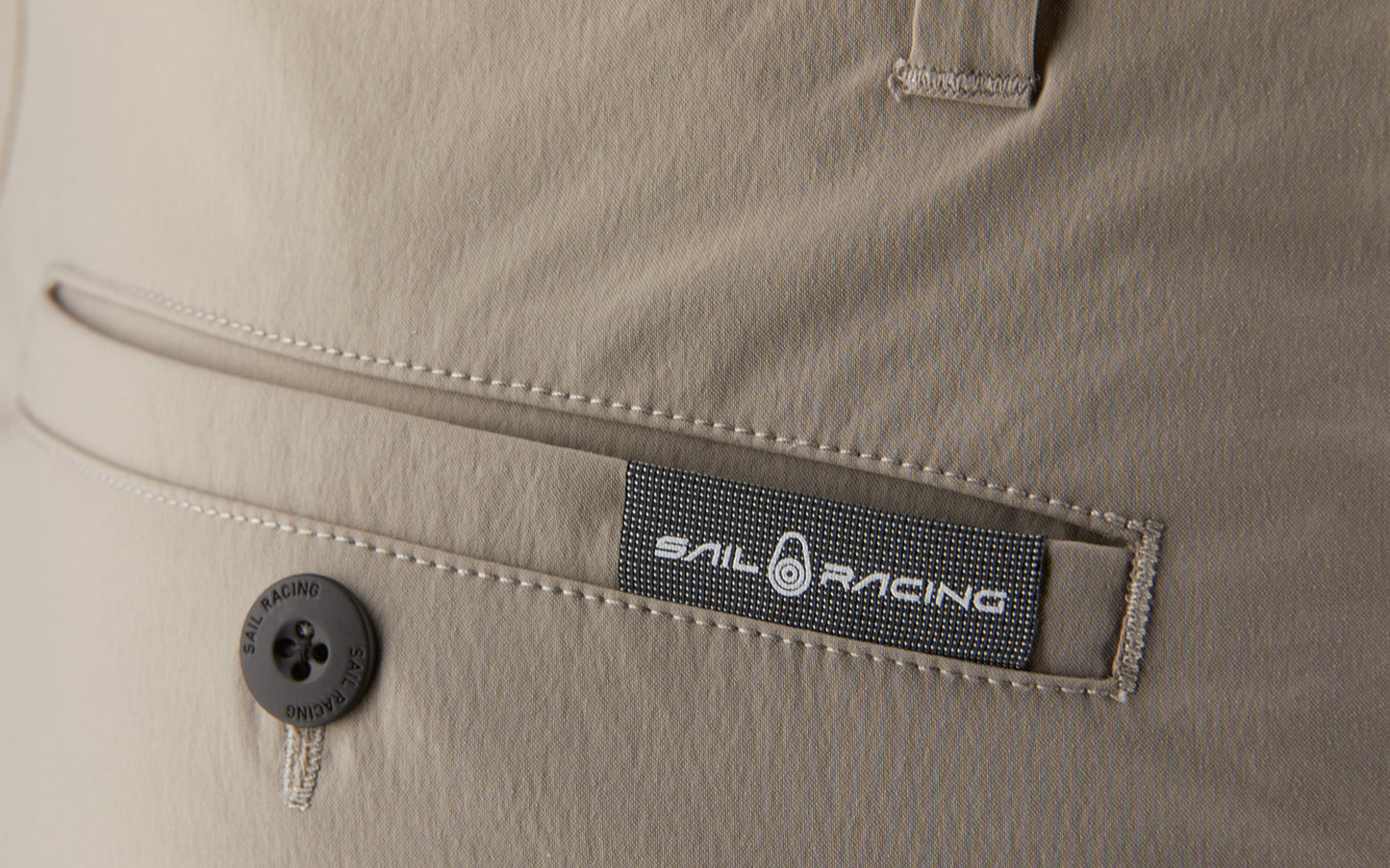 RACE CHINO SHORTS