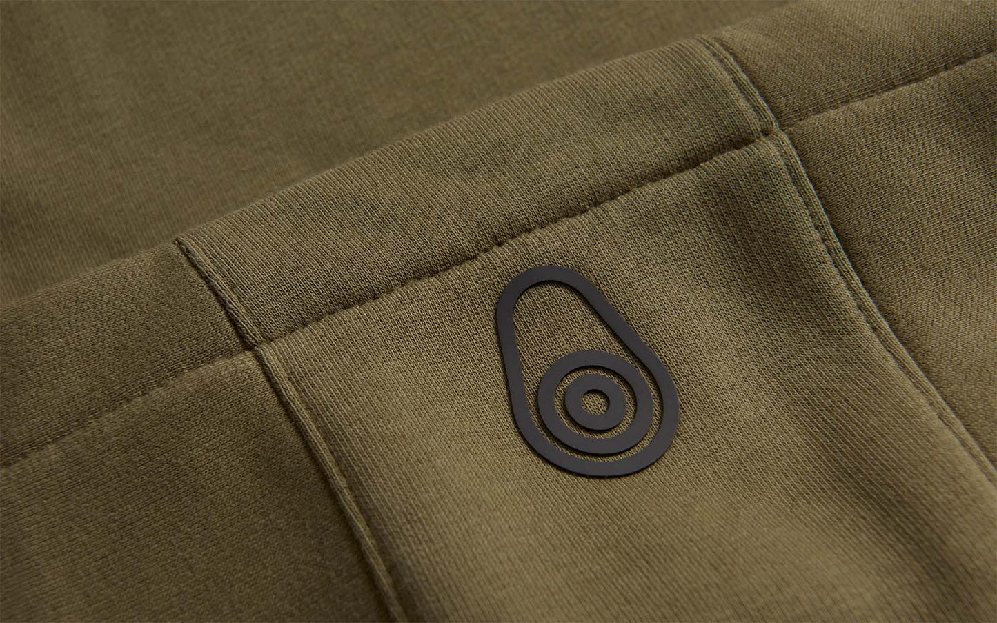 BOWMAN LOGO HOOD