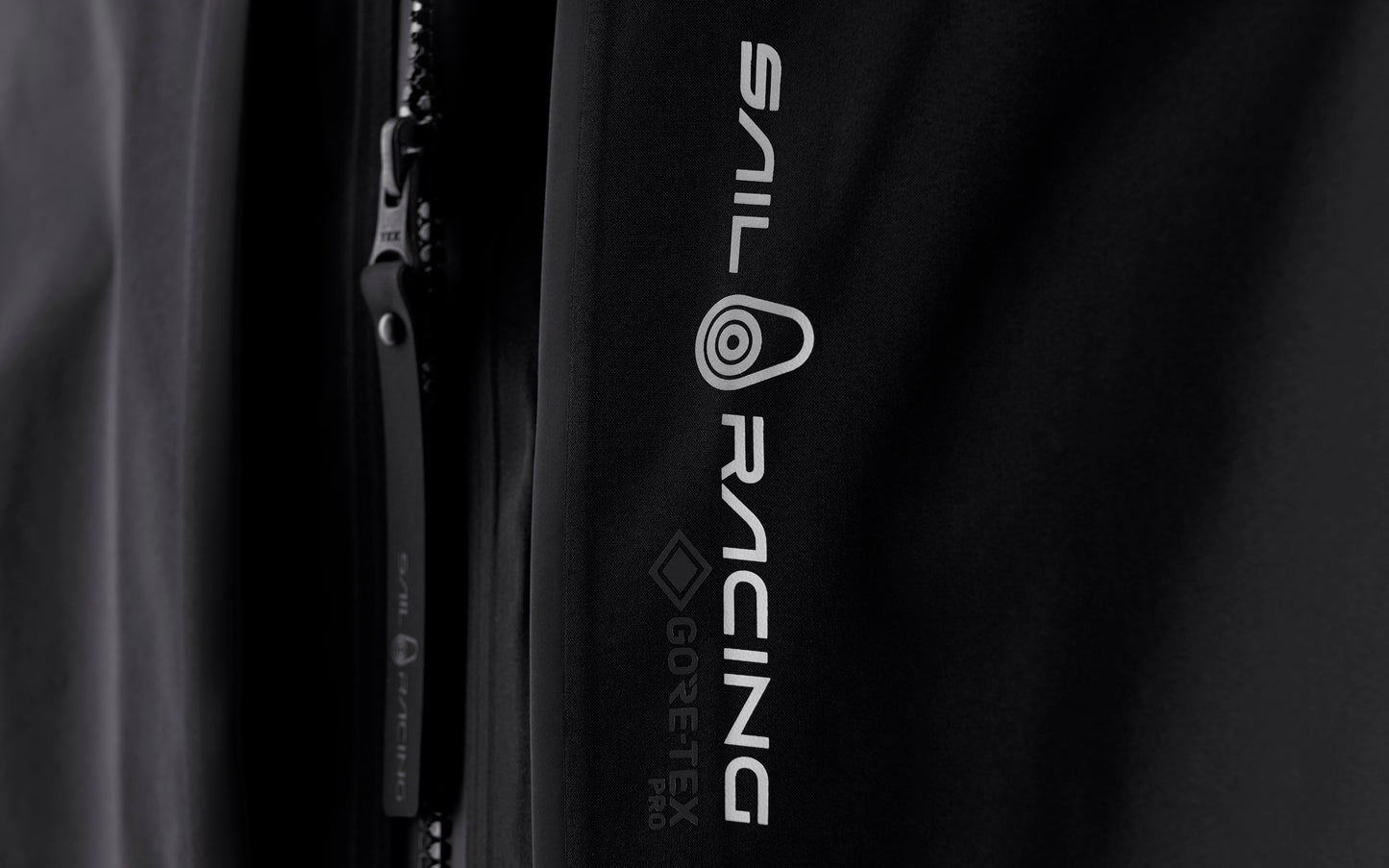 REFERENCE GORE TEX JACKET