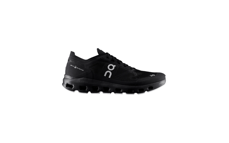 SR x ON CLOUD REGATTA